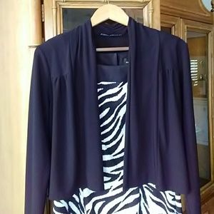 BLACK SHRUG WMN LARGE